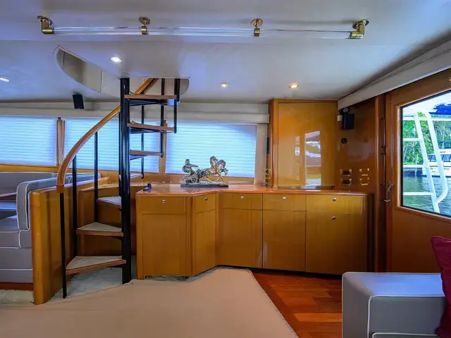 Viking Yachts 65 Enclosed