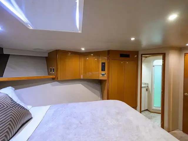 Viking Yachts 65 Enclosed