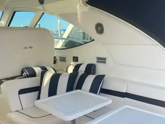 Sea Ray 47