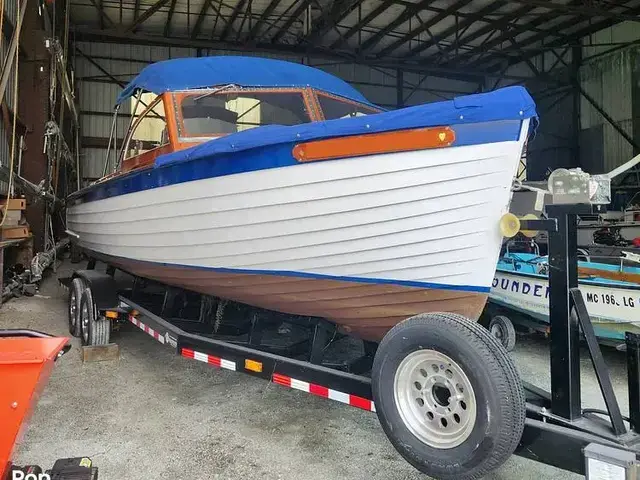 Chris Craft Sea Skiff 26