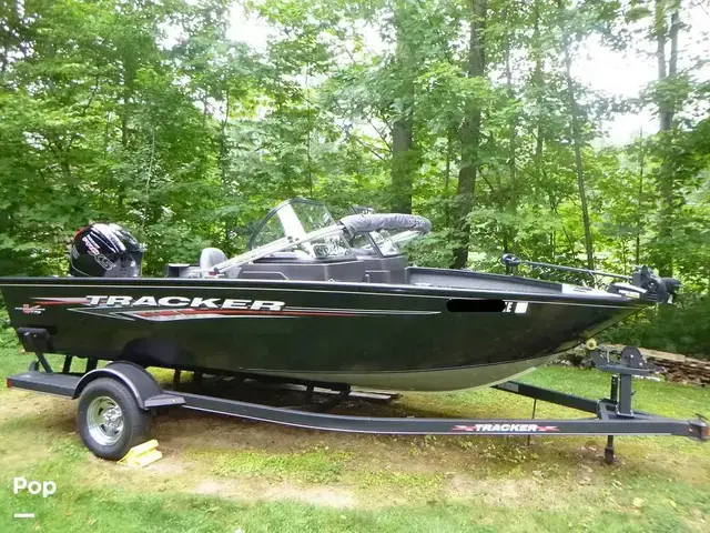 Tracker Boats Pro Guide V175 Combo