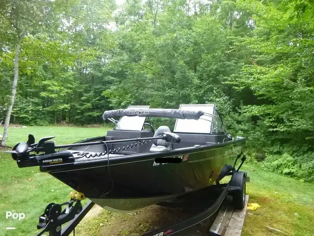 Tracker Boats Pro Guide V175 Combo