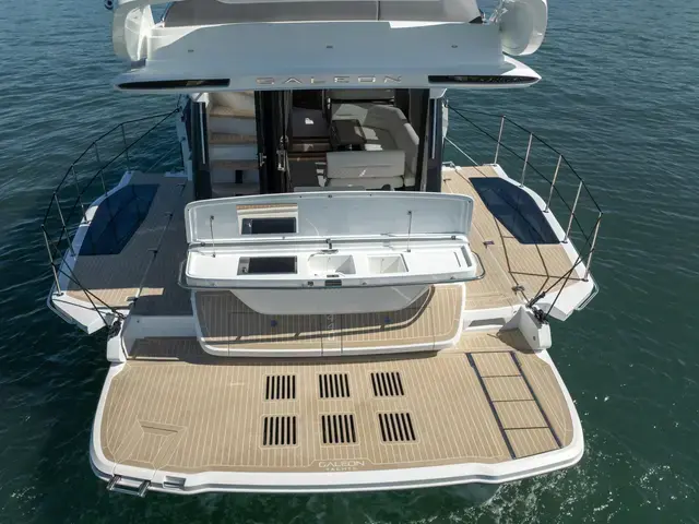 Galeon 440 Fly