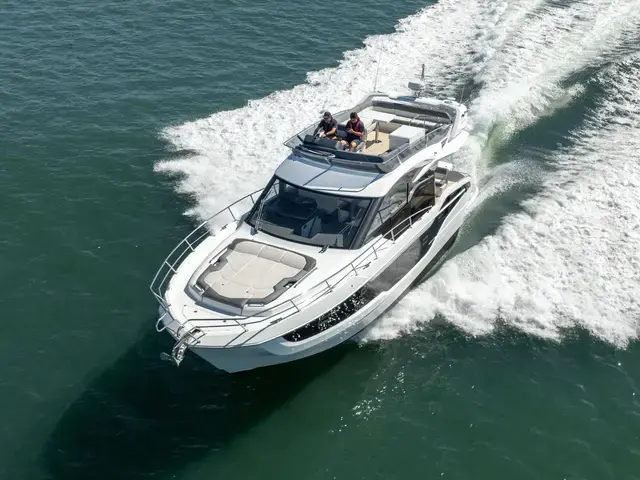 Galeon 440 Fly