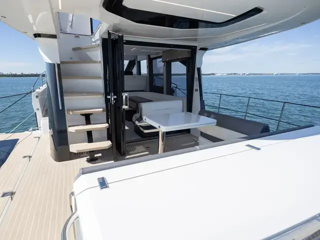 Galeon 440 Fly