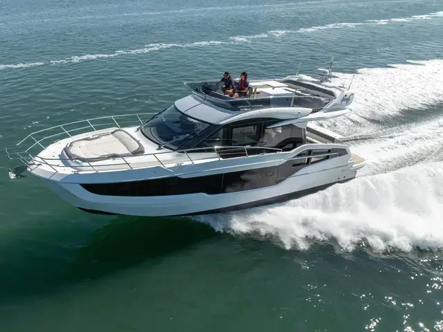 Galeon 440 Fly