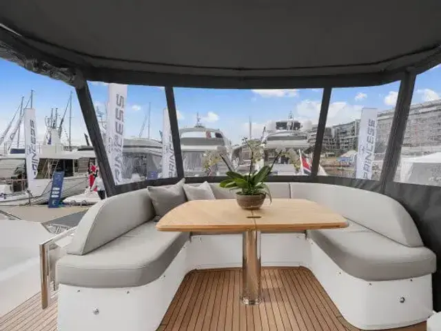 Princess Yachts Limited V50