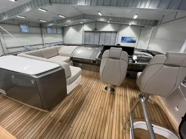 Princess Yachts Limited S66