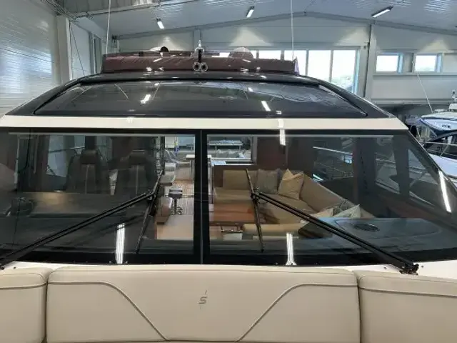 Princess Yachts Limited S66