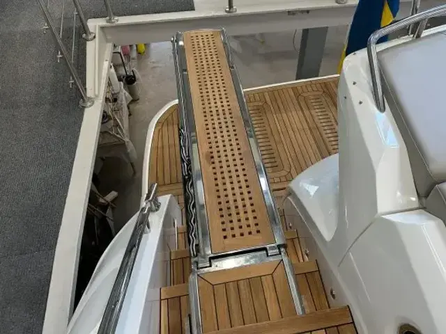 Princess Yachts Limited S66