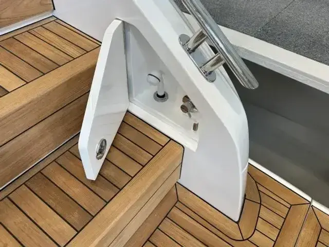 Princess Yachts Limited S66