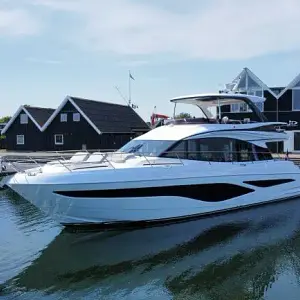 2024 Princess Yachts Limited F65