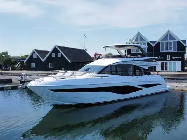 Princess Yachts Limited F65