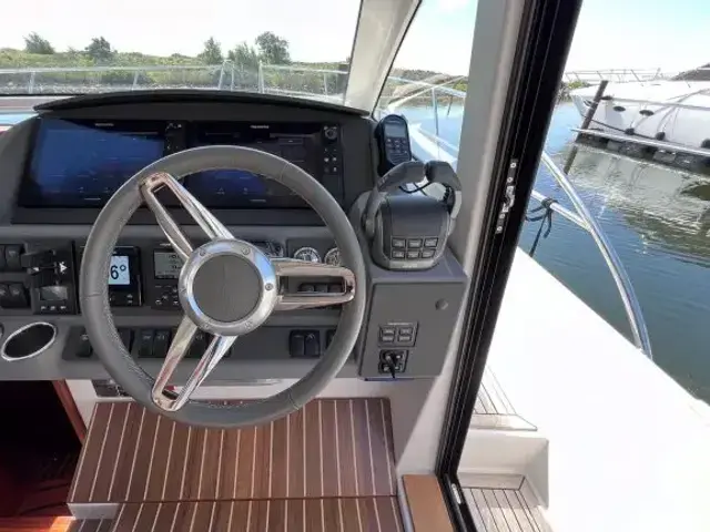 Nimbus Boats AB 405 Flybridge