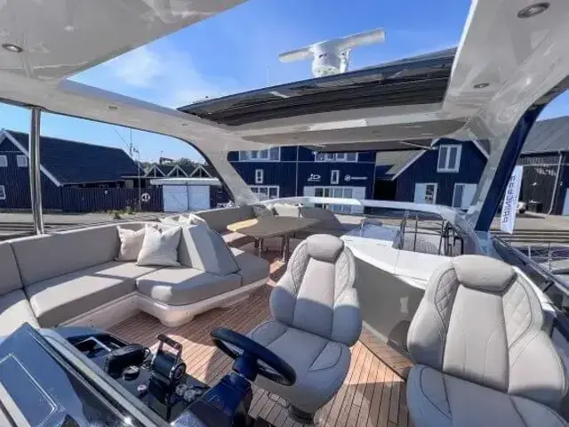 Princess Yachts Limited F65