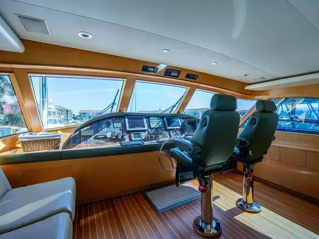 American Custom Enclosed Flybridge