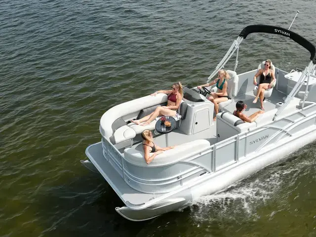 Sylvan Mirage 8520 Party Fish for sale in United States of America for P.O.A.