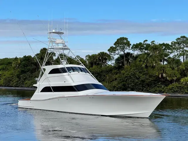 American Custom Enclosed Flybridge