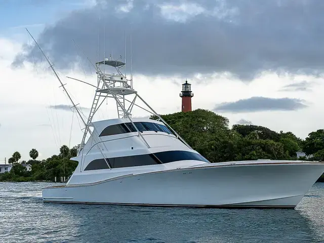 American Custom Enclosed Flybridge