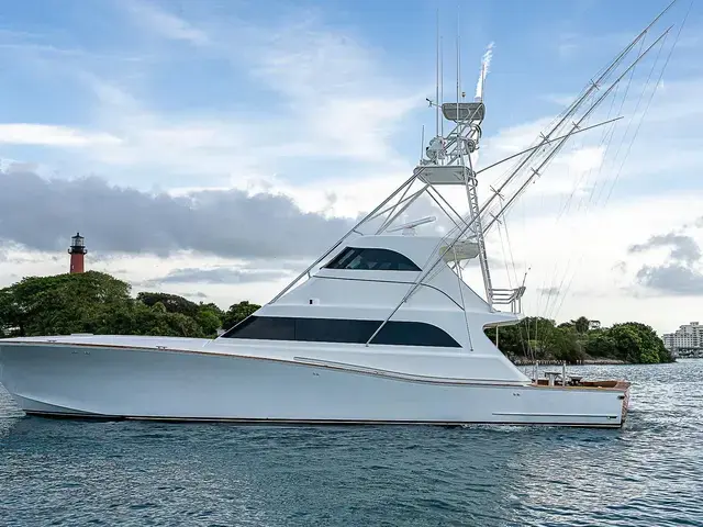 American Custom Enclosed Flybridge