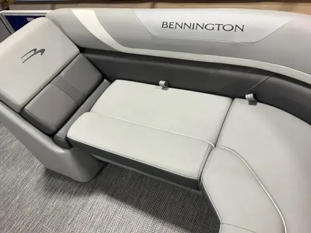 Bennington Marine 21 Sxsb