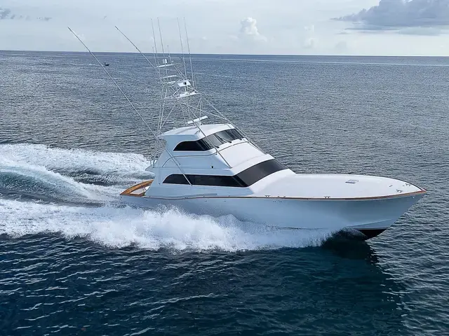 American Custom Enclosed Flybridge