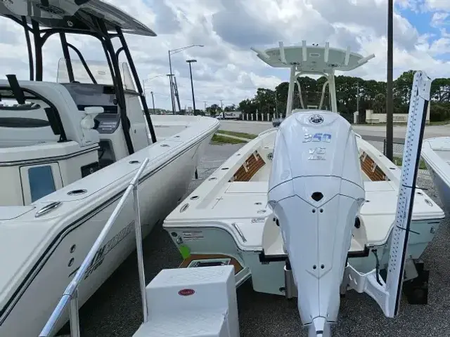 Pathfinder Boats 2600 TRS