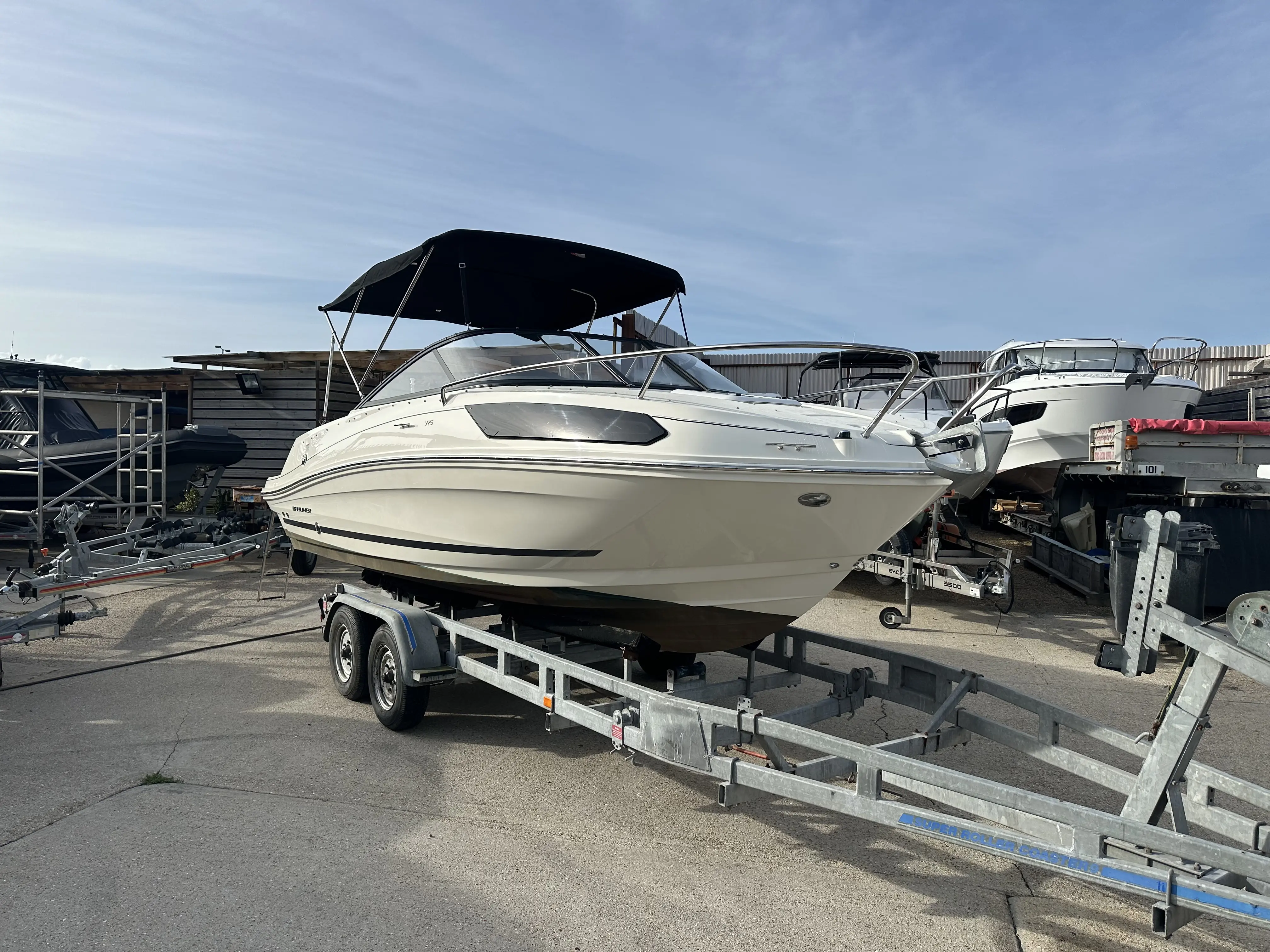 2022 Bayliner vr5 outboard