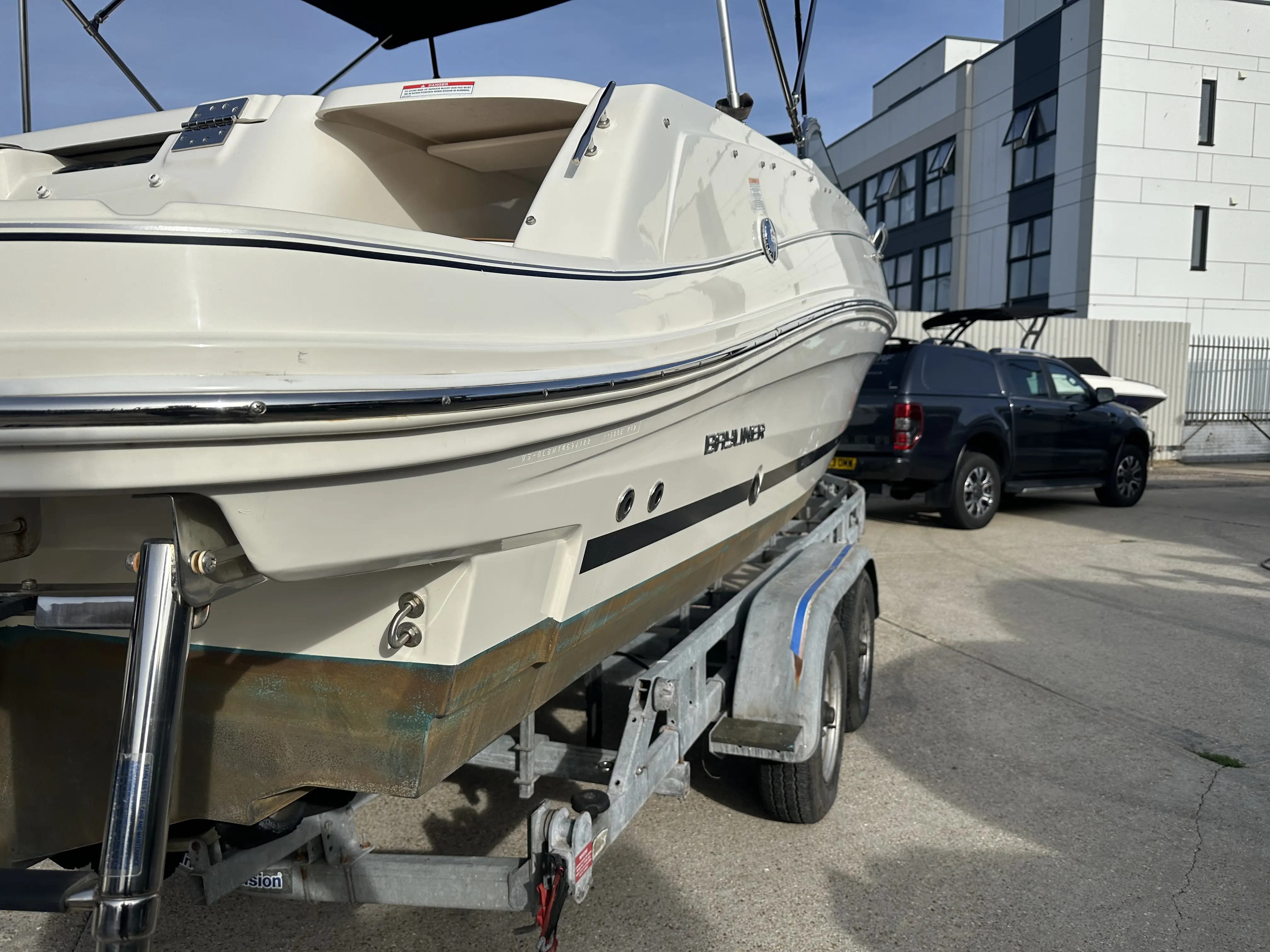 2022 Bayliner vr5 outboard