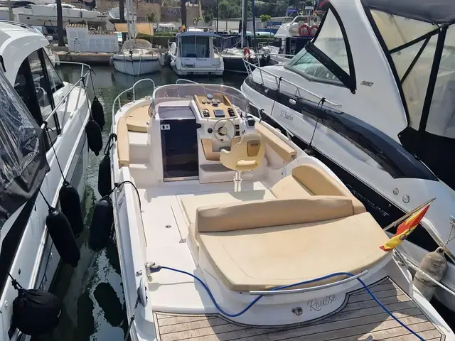 Sessa Marine Key Largo 27