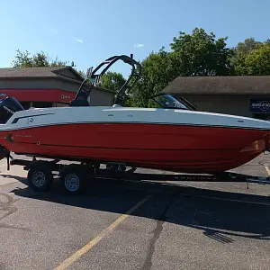 2022 Bayliner VR6 OB