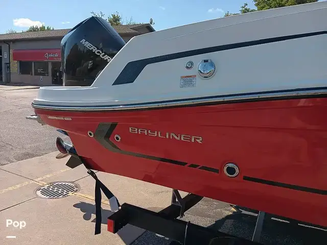 Bayliner Vr6