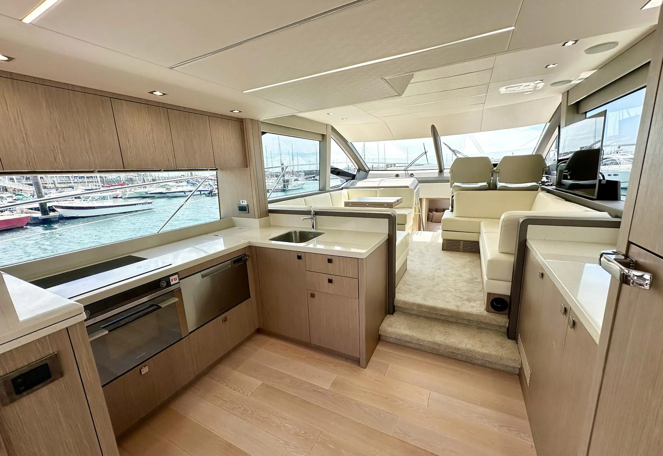 2017 Sunseeker manhattan 52