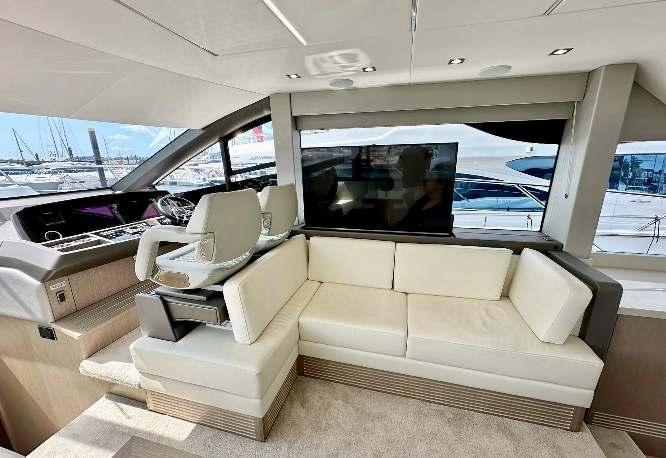 2017 Sunseeker manhattan 52