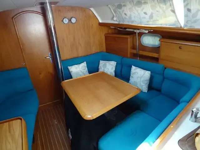 Jeanneau Sun Odyssey 37