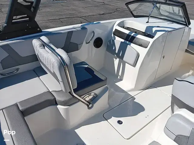 Bayliner Vr6