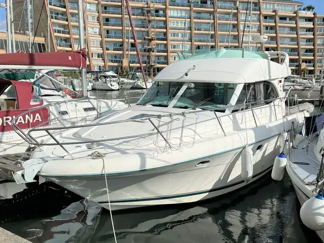 Prestige 36