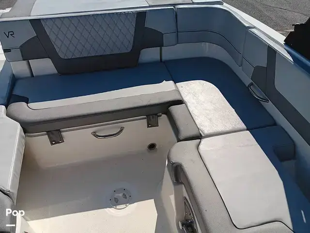 Bayliner Vr6