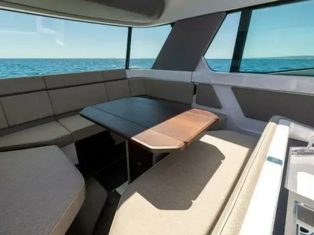 Axopar 45 XC Cross Cabin