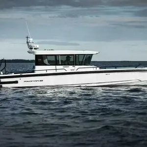 2025 Axopar 28 CABIN