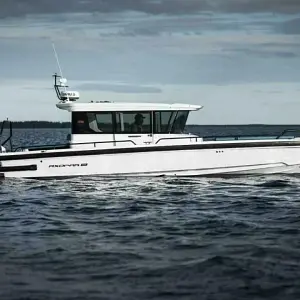 2025 Axopar 28 CABIN