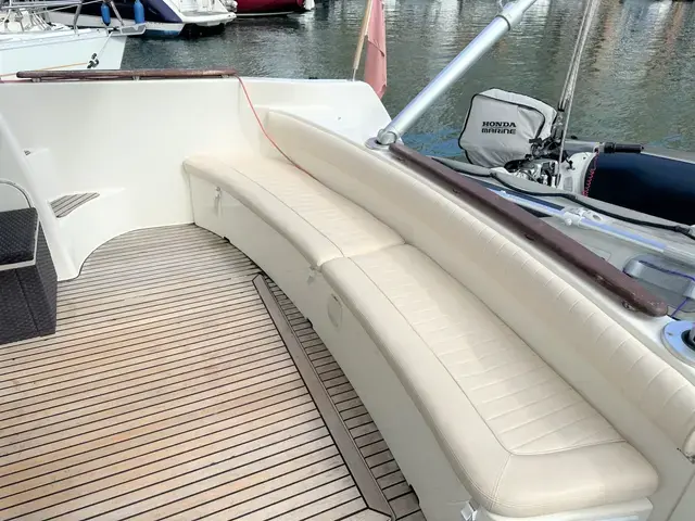 Prestige 36