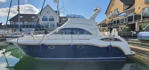 2005 Viking 34 aft cabin