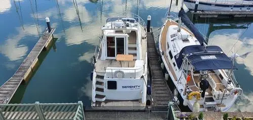 2005 Viking 34 aft cabin