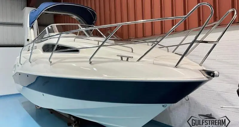 2004 Galeon 730