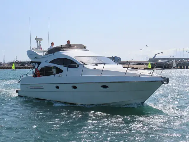 Azimut 42