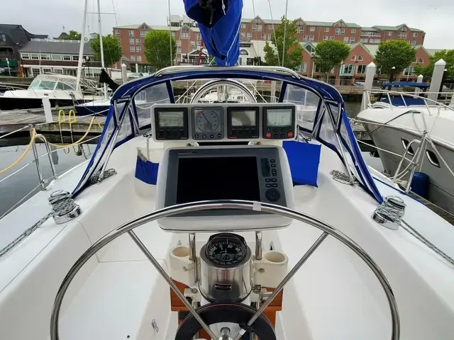 Catalina 320