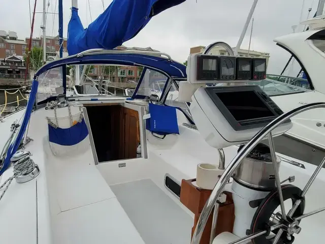 Catalina 320