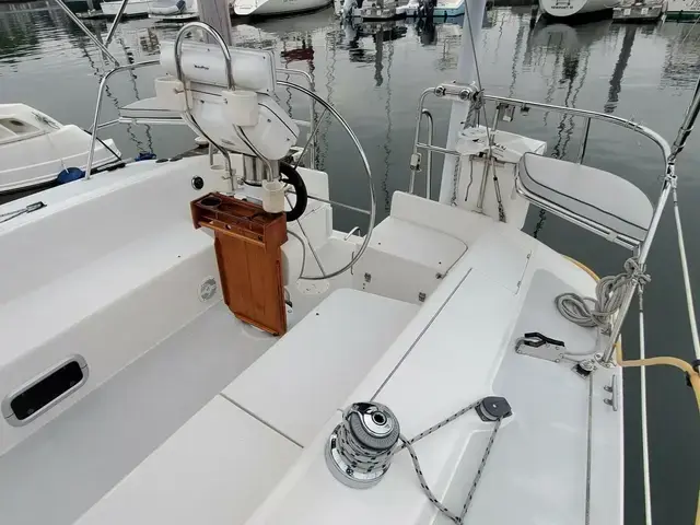 Catalina 320