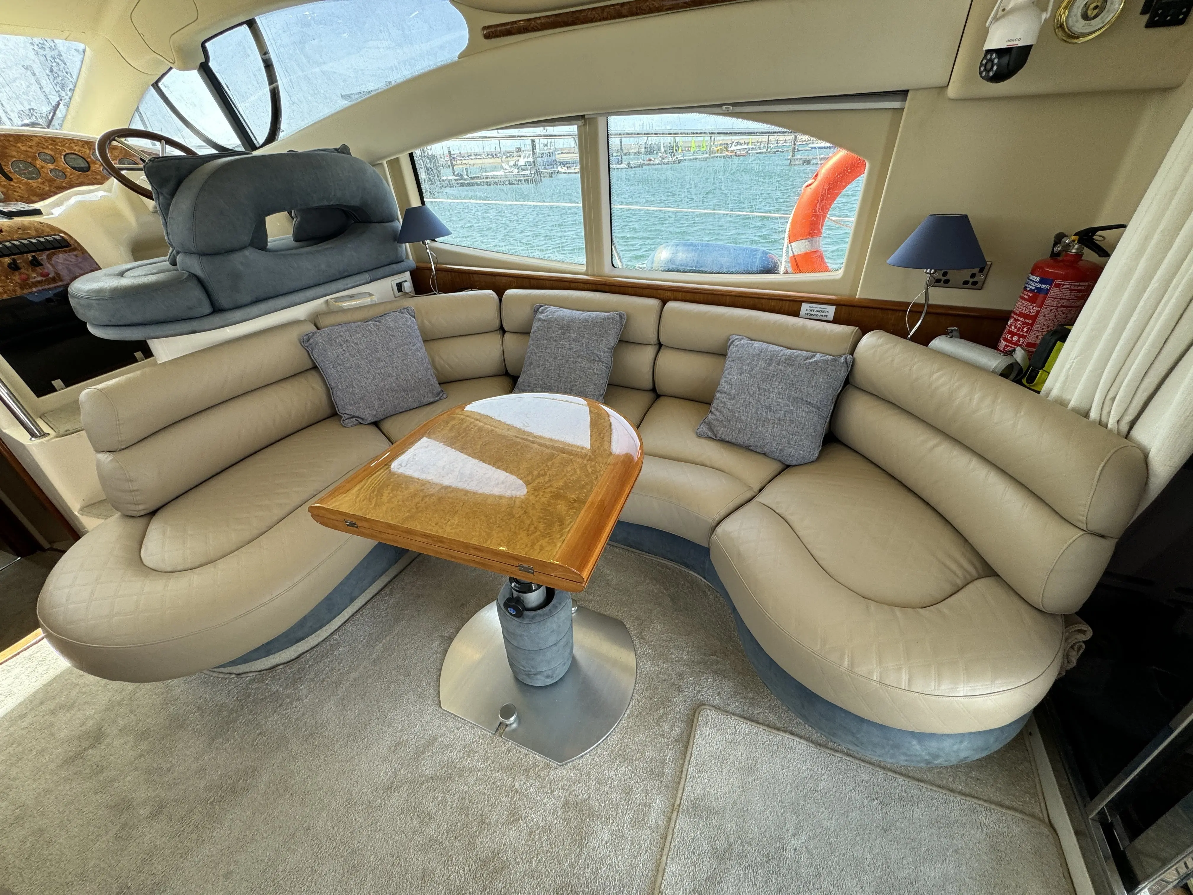 1998 Azimut 42